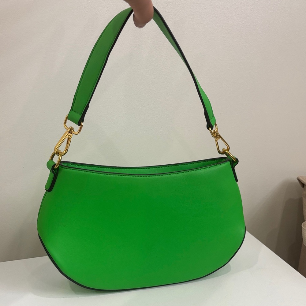 Vibrant Green Women's Shoulder Bag